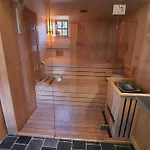 Дом отдыха Gezellig Met Zwembad En Sauna In - Bellezelles *