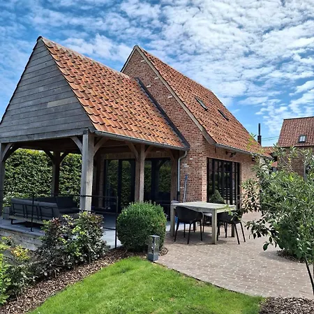 Vakantiehuis Gezellig Met Zwembad En Sauna In - Bellezelles Ellezelles